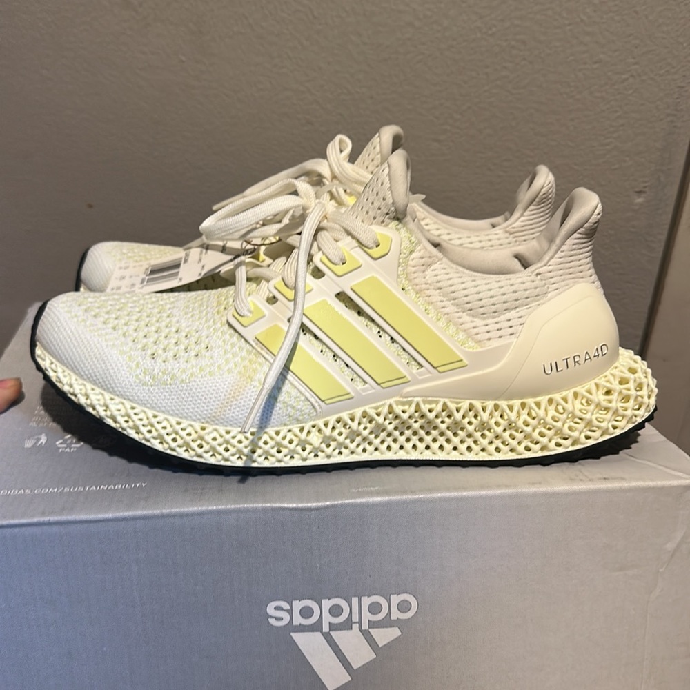 Adidas ultra 4D size 7.5 lemon Nwt - Picture 4 of 7